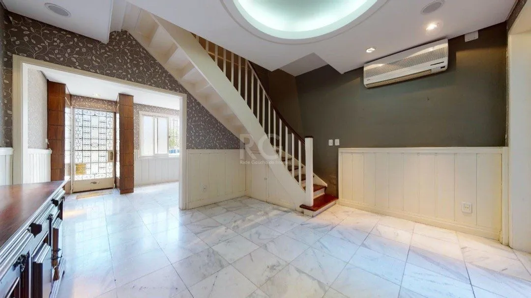 Imagem Casa para Venda - 130m², 3 dormitórios, sendo 1 suites, Cidade Baixa