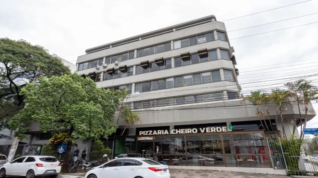 Imagem Conjunto Comercial em Santana