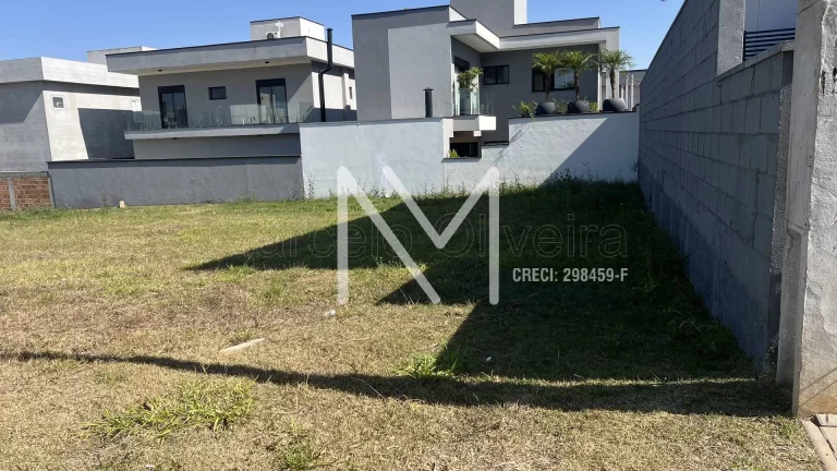 Imagem Terreno à Venda 250m² Leve aclive Pronto para construir - Bairro Floresta