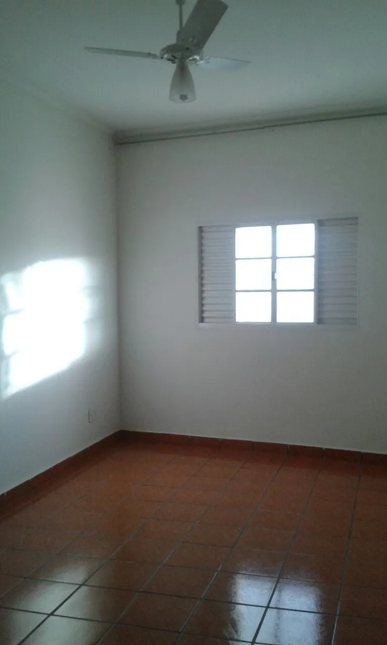 Imagem Casa à venda 3 Quartos, 1 Suite, 1 Vaga, 250M², Residencial Mombaça, Pindamonhangaba - SP
