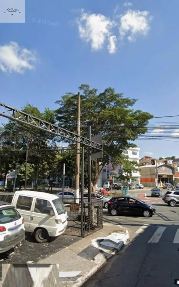 Imagem Sala Comercial para alugar no Centro de Osasco 30m² 1 wc com ar condicionado.