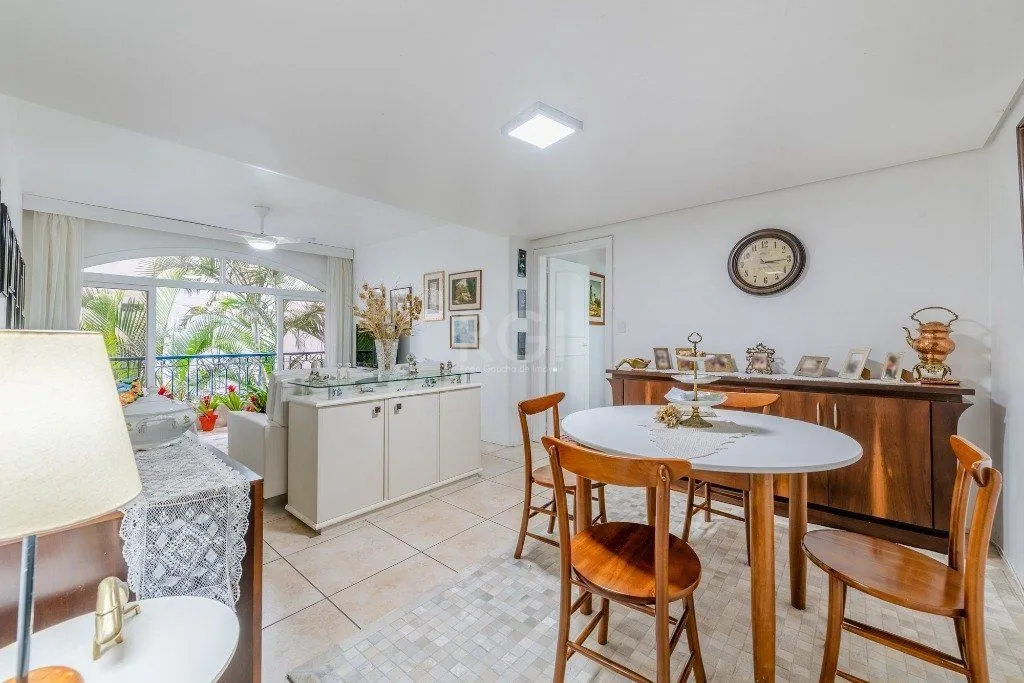 Imagem Apartamento de 106m², Bairro Mont Serrat