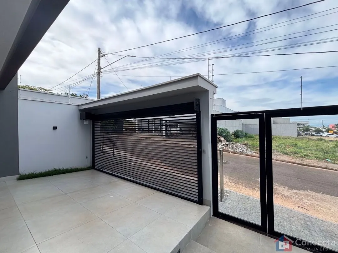 Imagem Casa Residencial à venda, Caiçaras, Patos de Minas - CA0193.