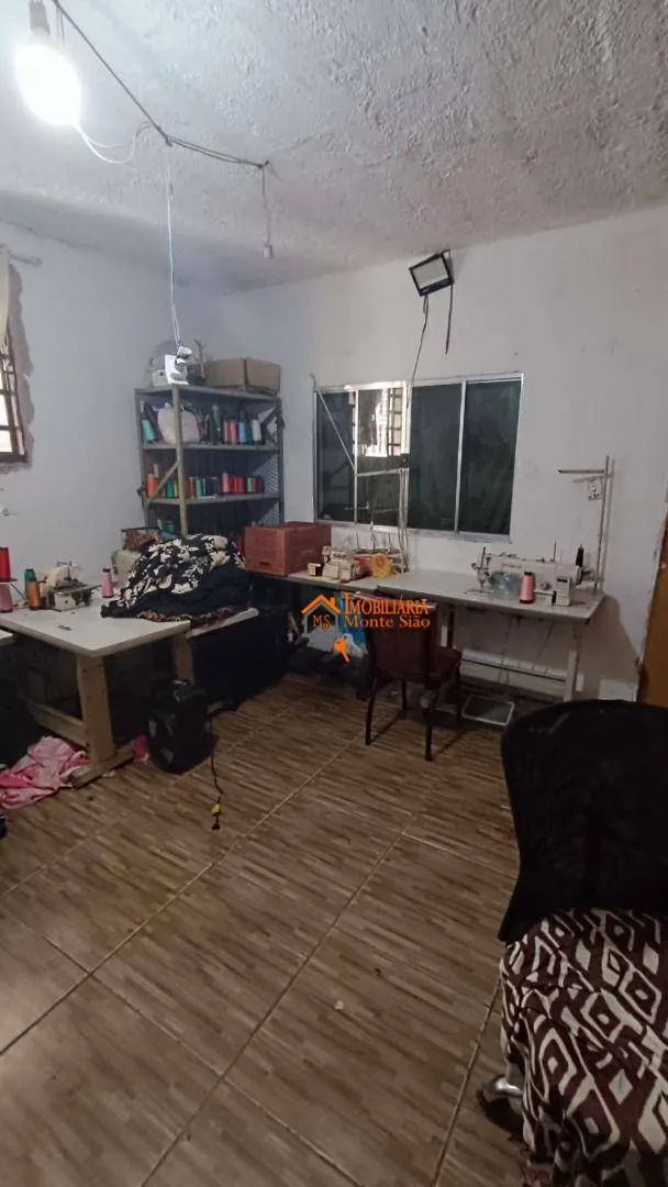 Foto do imóvel Sobrado com 5 dormitórios à venda, 300 m² por R$ 320.000,00 - Jardim Marilena - Guarulhos/SP