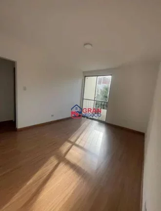 Foto do imóvel Apartamento no Água Verde - 60m2 - Rec?(C)m Reformado