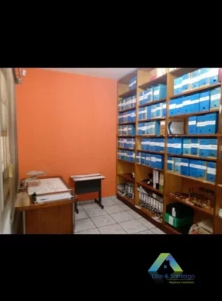 Imagem JARDIM JABAQUARA, Excelente sobrado, 252 metros, 5 dormitórios, sendo 1 suíte, 3 vagas com excelente localização e valor !!!