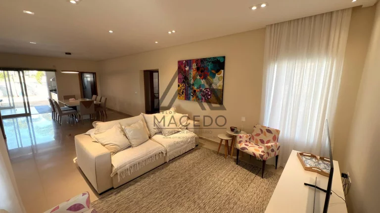 Imagem Casa Térrea com 3 suítes e Mobiliada - Ninho Verde 1