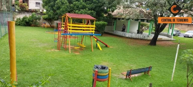 Imagem TERRENO EM ITAPUÃ