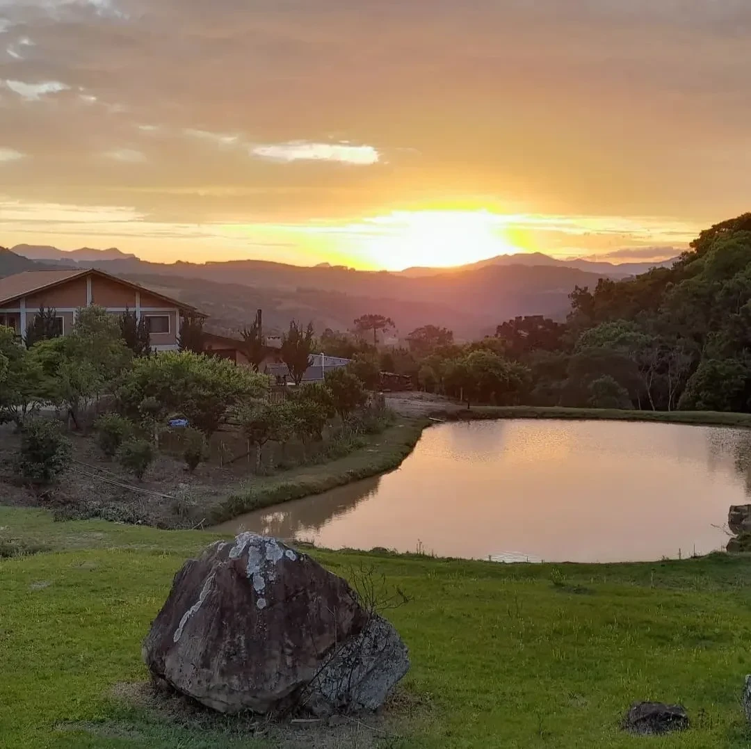 Imagem Chácara com 9 Quartos à Venda ou Temporada, 800 m² em Alfredo Wagner - Alfredo Wagner