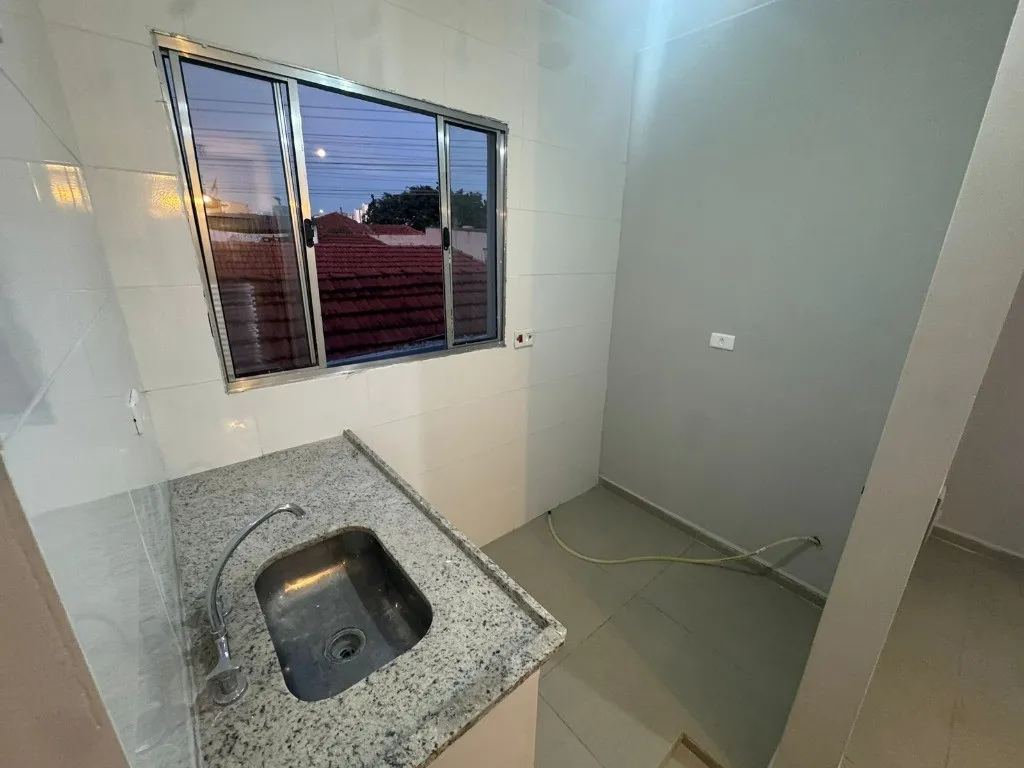 Imagem Imperdível casa para locação em São Caetano do Sul-SP, bairro Mauá: 4 quartos, 2 banheiros, 1 vaga, 85m². Confira!