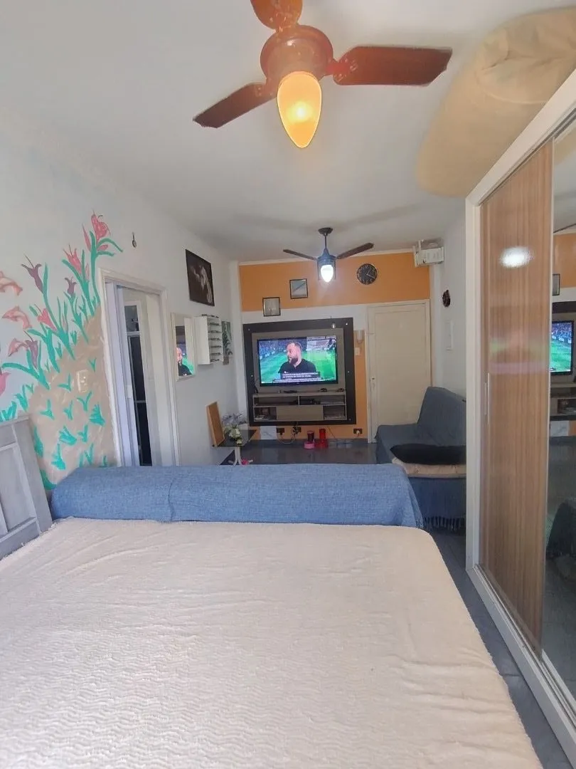 Imagem Kitnet com 1 dormitório à venda, 32 m² por R$ 225.000,00 - Boqueirão - Praia Grande/SP