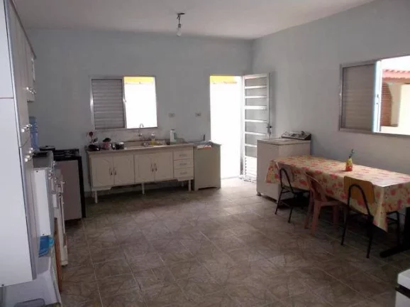Imagem CASA PÓS LINHA - COM PISCINA, PROXIMO A AV. LUCIANA DE BONA
