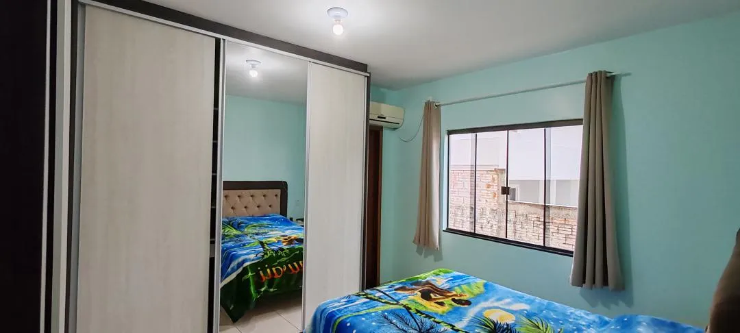Imagem Casa à venda em Cascavel - Universitário - 300m² - Churrasqueira e Energia Solar