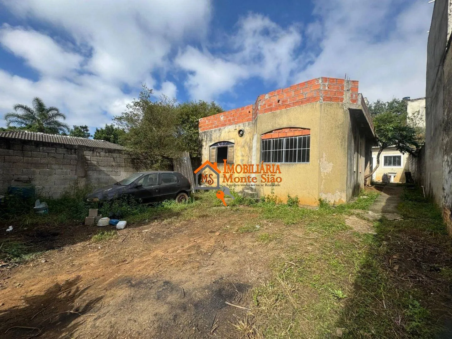 Imagem Casa com 2 dormitórios, 400 m² - venda por R$ 1.000.000,00 ou aluguel por R$ 2.142,00/mês - Cidade Soberana - Guarulhos/SP