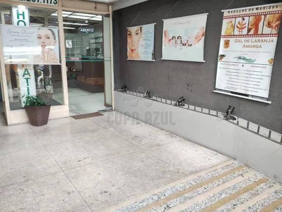 Imagem Copacabana – Avenida Nossa Senhora de Copacabana | Comercial › Loja 0 quarto(s) à Venda