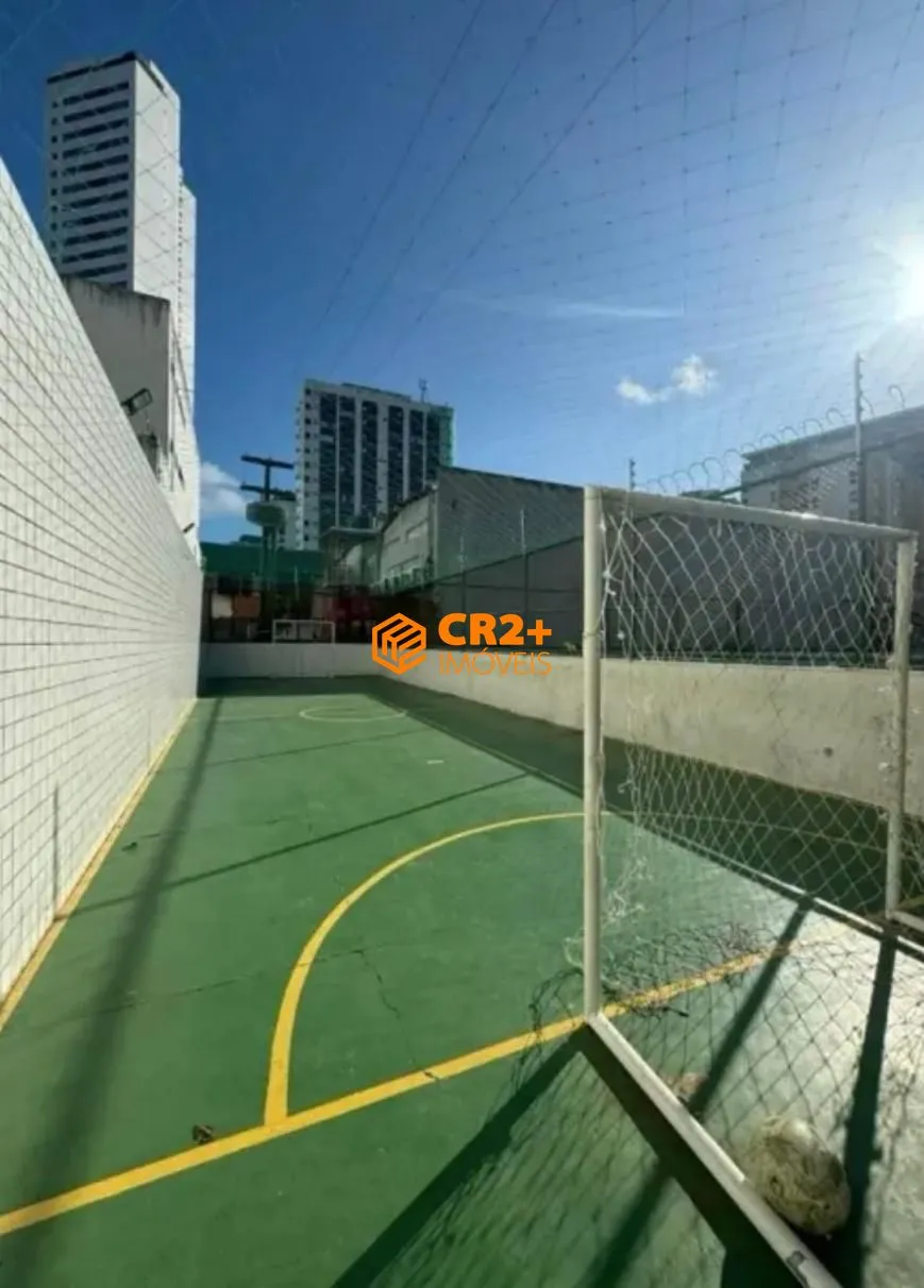 Imagem Vendo apartamento á 3 quadras do Mar em Boa Viagem, Totalmente Nascente!