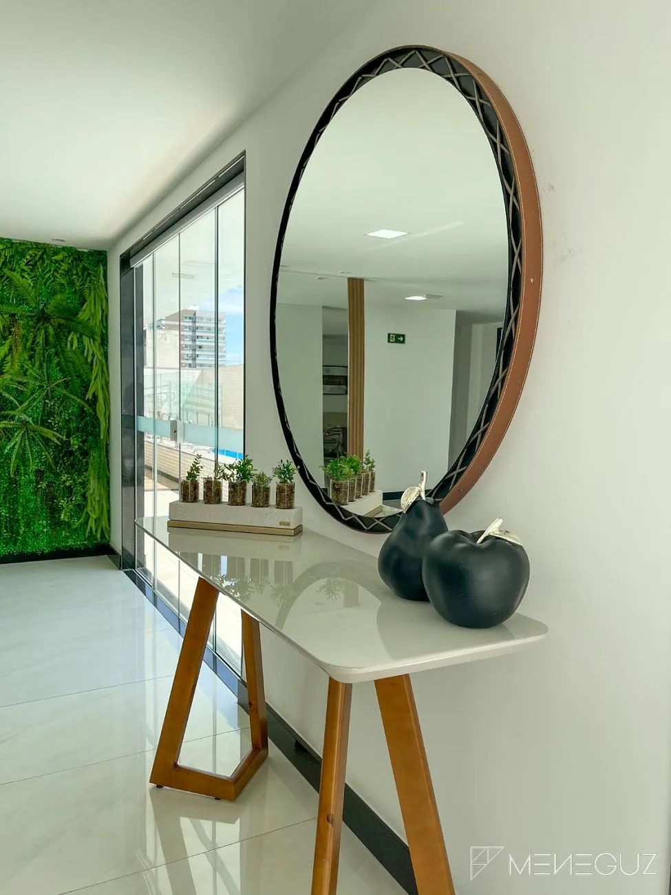Imagem Cobertura 4 quartos a uma quadra do mar