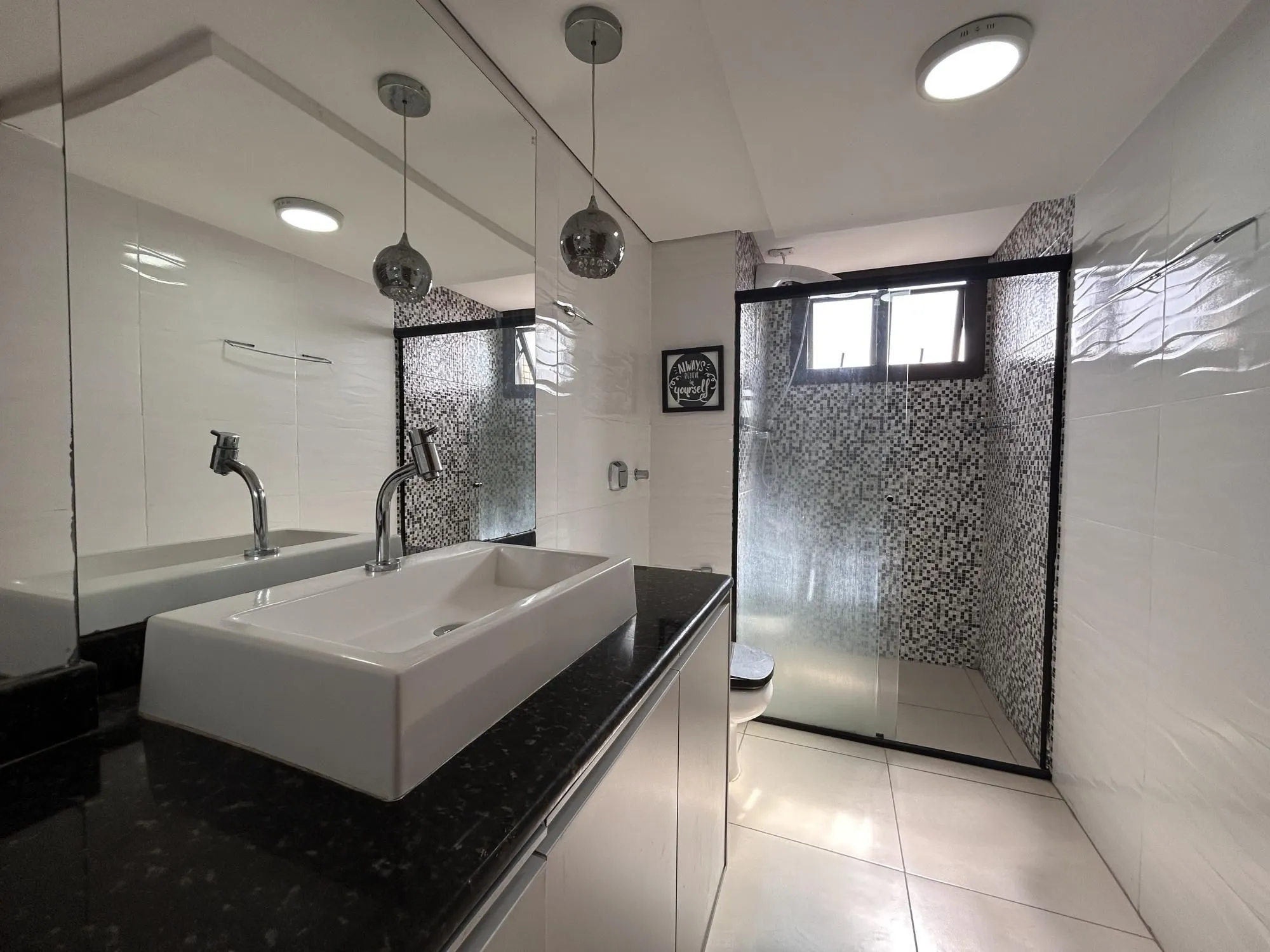 Imagem Cobertura Duplex à venda / aluguel (R$11.900,00 + taxas) no Centro de Canoas com piscina