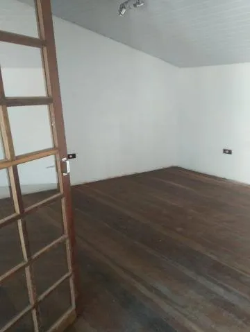 Imagem VENDA DE SOBRADO NO PARQUE NOSSA SRA. DO CARMO, 258m² com 2 suítes, churrasqueira, sala com lareira, quintal amplo e 06 vagas. CONSULTE-NOS.