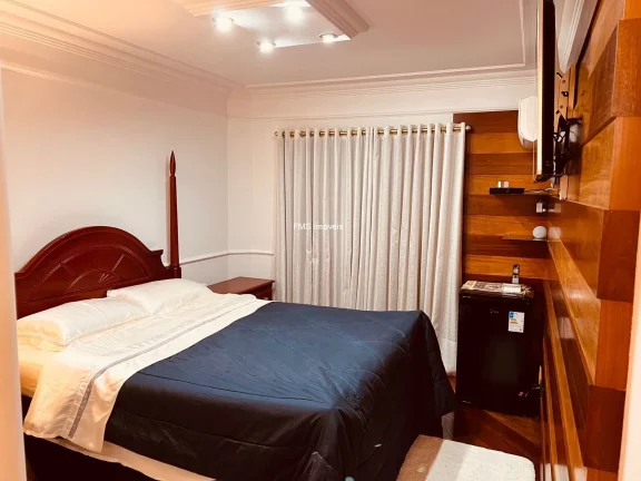 Imagem Apartamento à venda em São Paulo-SP, Campo Belo, 3 quartos, 1 suíte, 1 sala, 3 vagas, 280m² de área.
