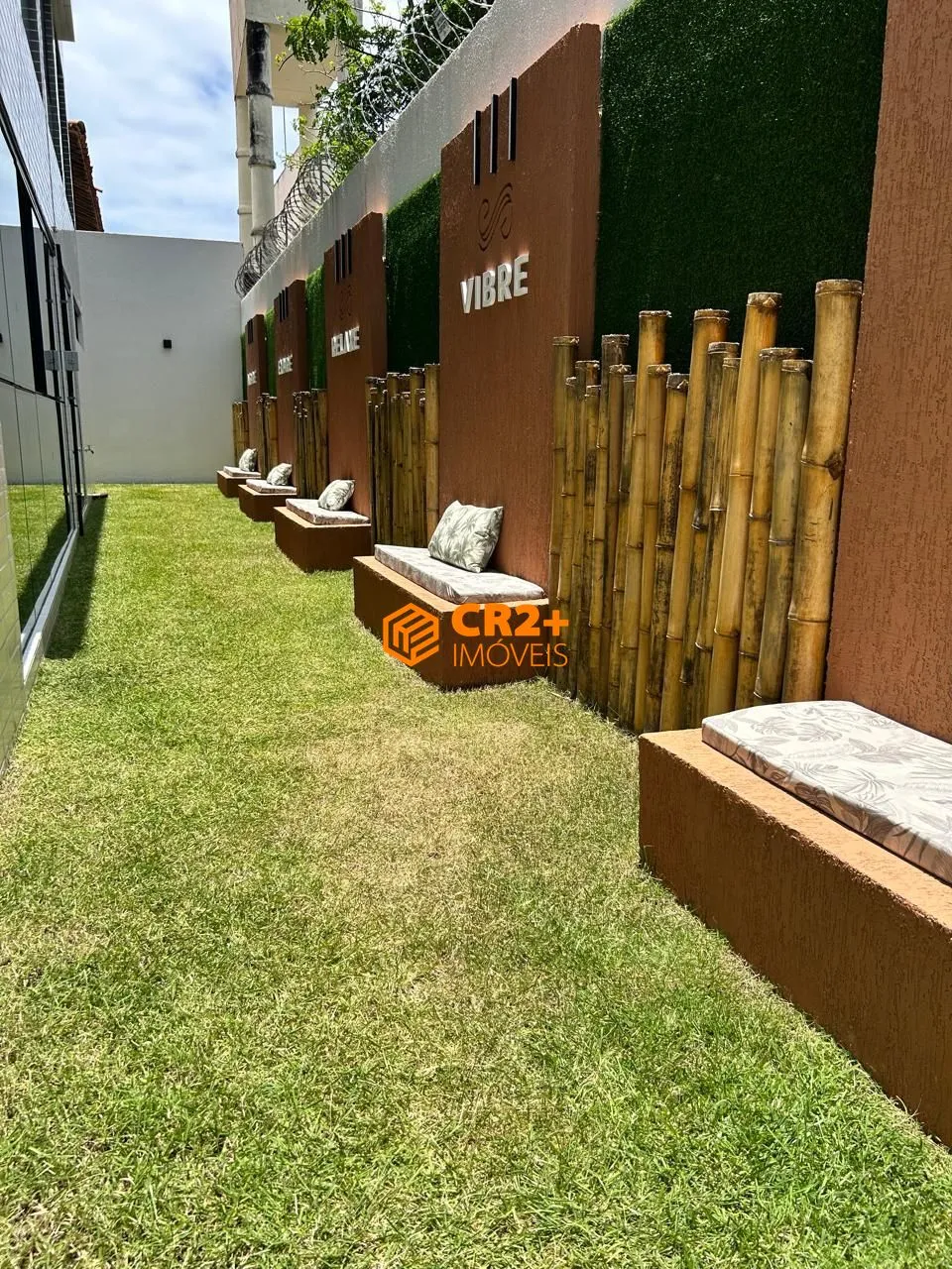 Imagem ÚLTIMAS UNIDADES! Vendo Flat no MAHRAK VILLA MARACAÍPE - PRONTO!