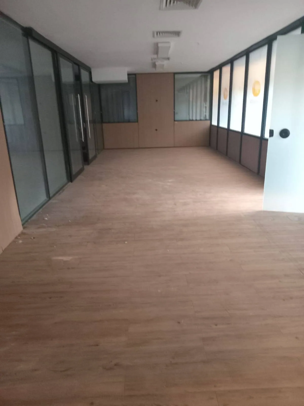 Foto do imóvel Sala Comercial de 160m² no Centro Industrial e Empresarial de Alphaville com 4 Vagas Cobertas em ALPHAVILLE CENTRO INDUSTRIAL E EMPRESARIAL/ALPHAVILLE., BARUERI - SP