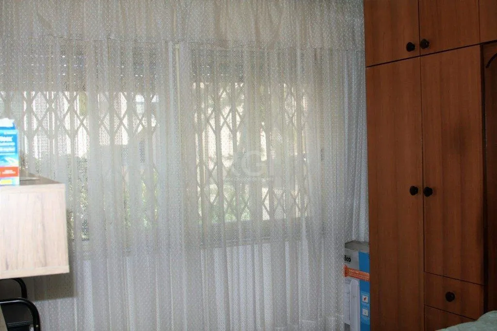 Imagem Apartamento com 03 dormitórios, churrasqueira e vaga de garagem no Menino Deus