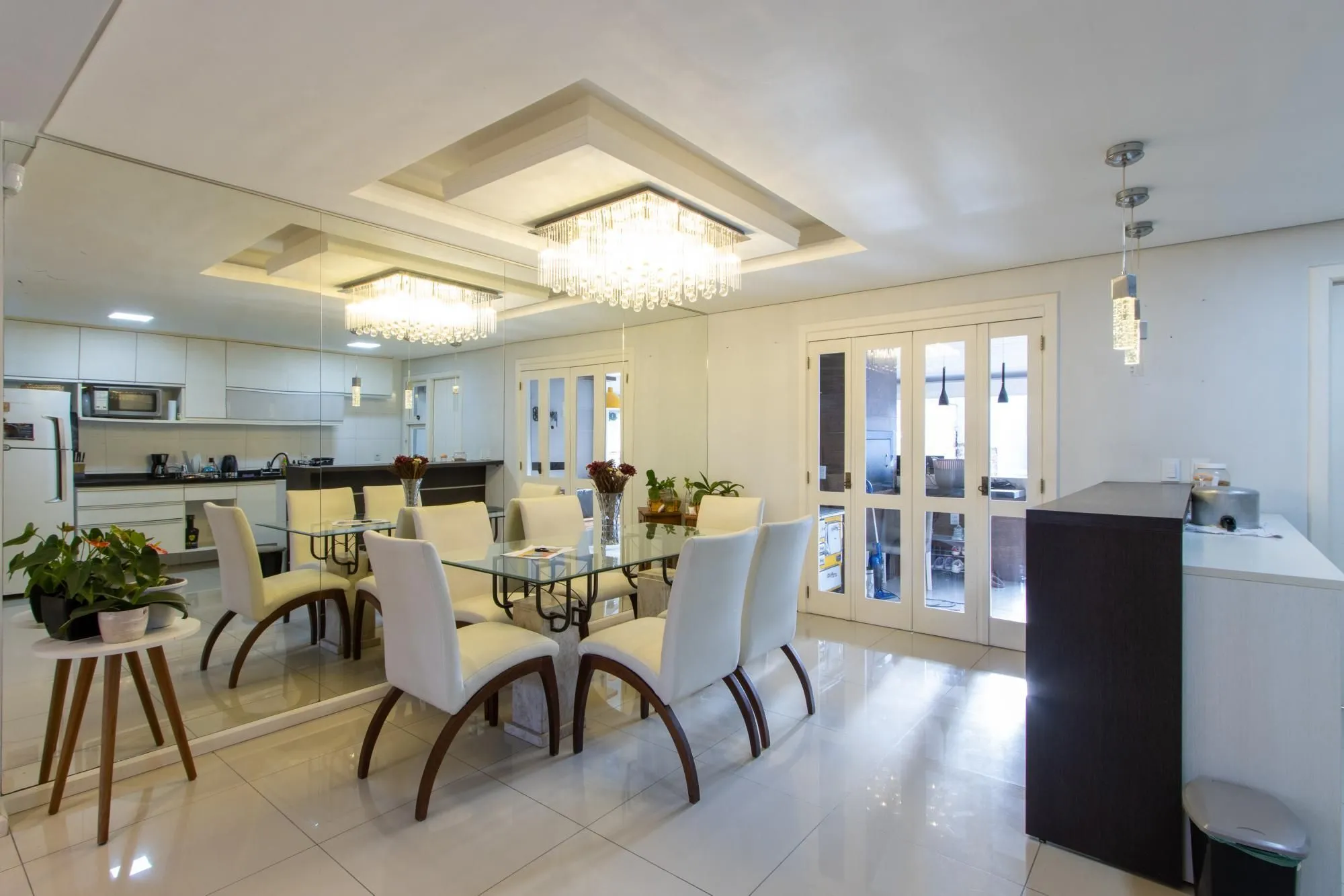 Imagem Casa sobrado, 3 quartos, 1 suite, 3 banheiros, 3 vagas em Ipanema