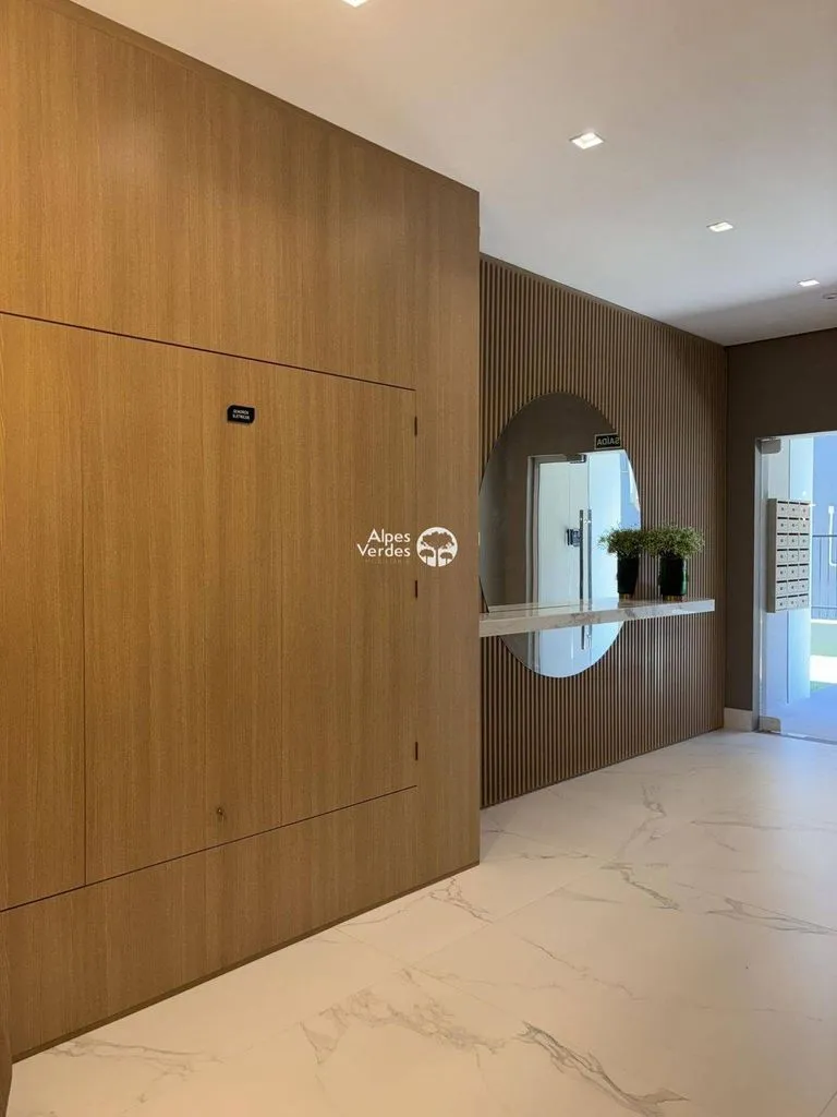 Imagem Vende-se Apartamento no centro de Gramado, com 3 quartos
