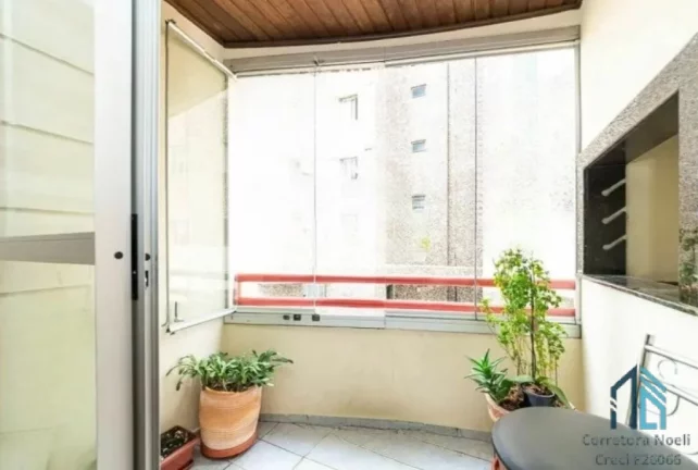 Imagem Apartamento ensolarado (permuta), 03 quartos c/suíte, 02 vagas, Semi mobiliado no Ahú em Curitiba PR