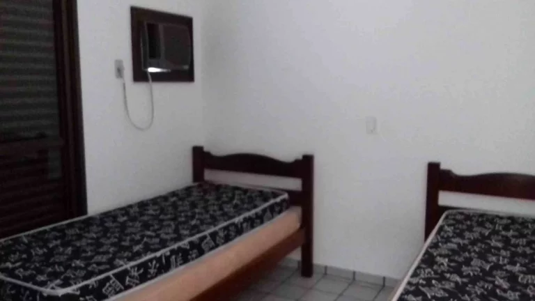 Imagem Cobertura duplex a 1 quarteirão da praia Grande Oportunidade