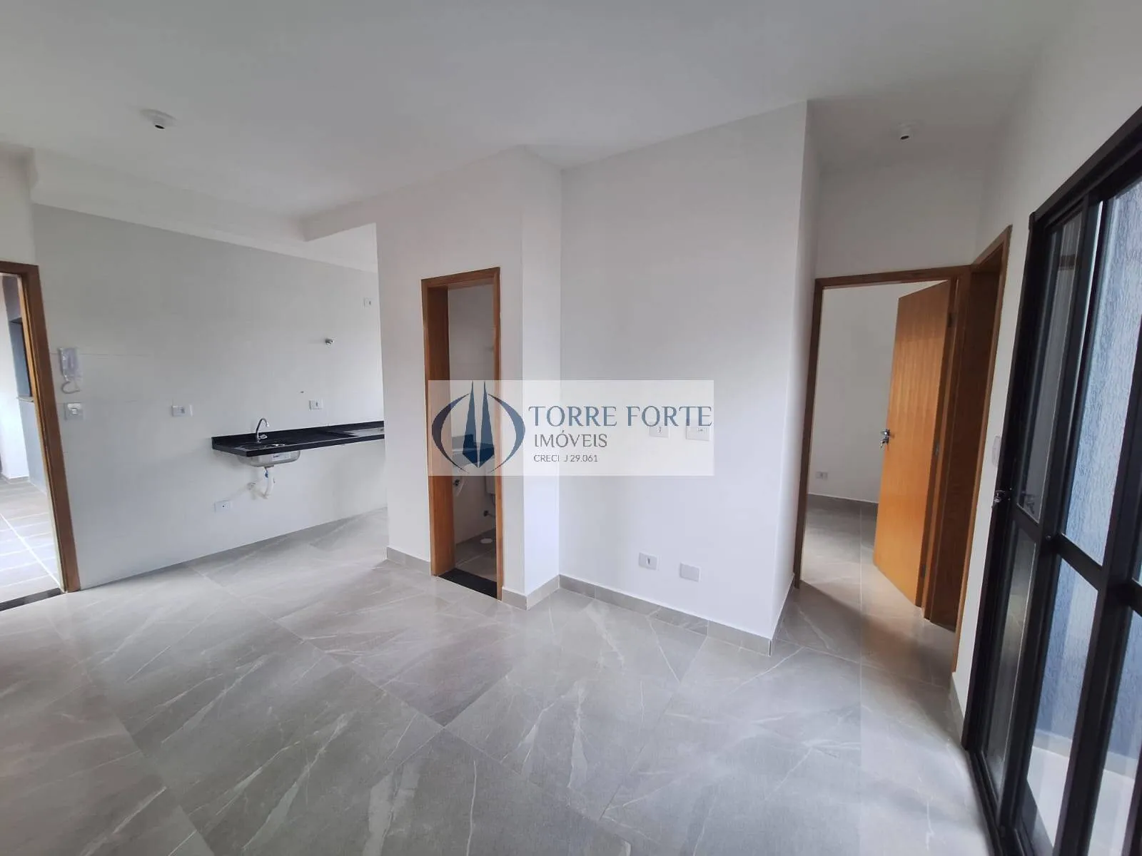 Imagem Lindo Apartamento com 2 dormitórios sem vaga na Penha .
