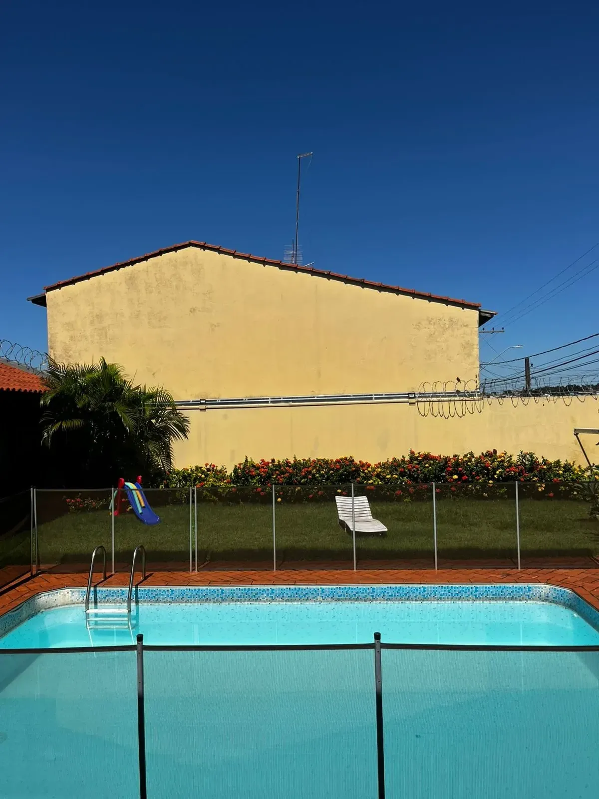 Imagem Imperdível Casa à Venda em Araraquara-SP, Jardim Morumbi: 4 quartos, 1 suíte, 3 salas, 4 banheiros, 4 vagas, 372,54m²!