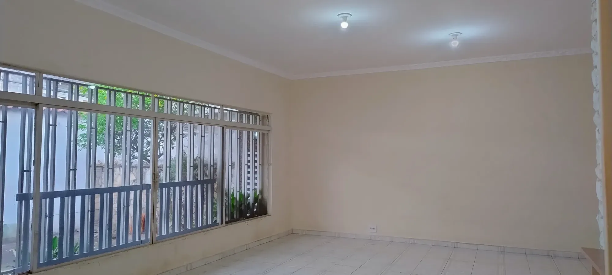 Imagem Casa com 2 Quartos à Venda, 160 m² em Vila Adelaide Perella - Guarulhos