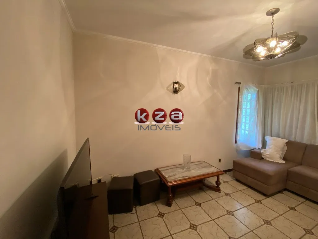 Imagem Chácara de luxo à venda em Valinhos-SP, com 4 quartos, 4 suítes e 15 vagas de garagem!