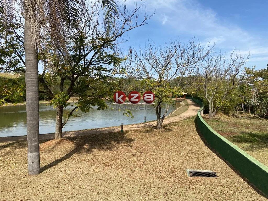 Imagem Terreno à venda em condomínio de alto padrão em Vinhedo-SP, 600m². Condomínio Residencial Arboretum. Fácil acesso as rodovias.