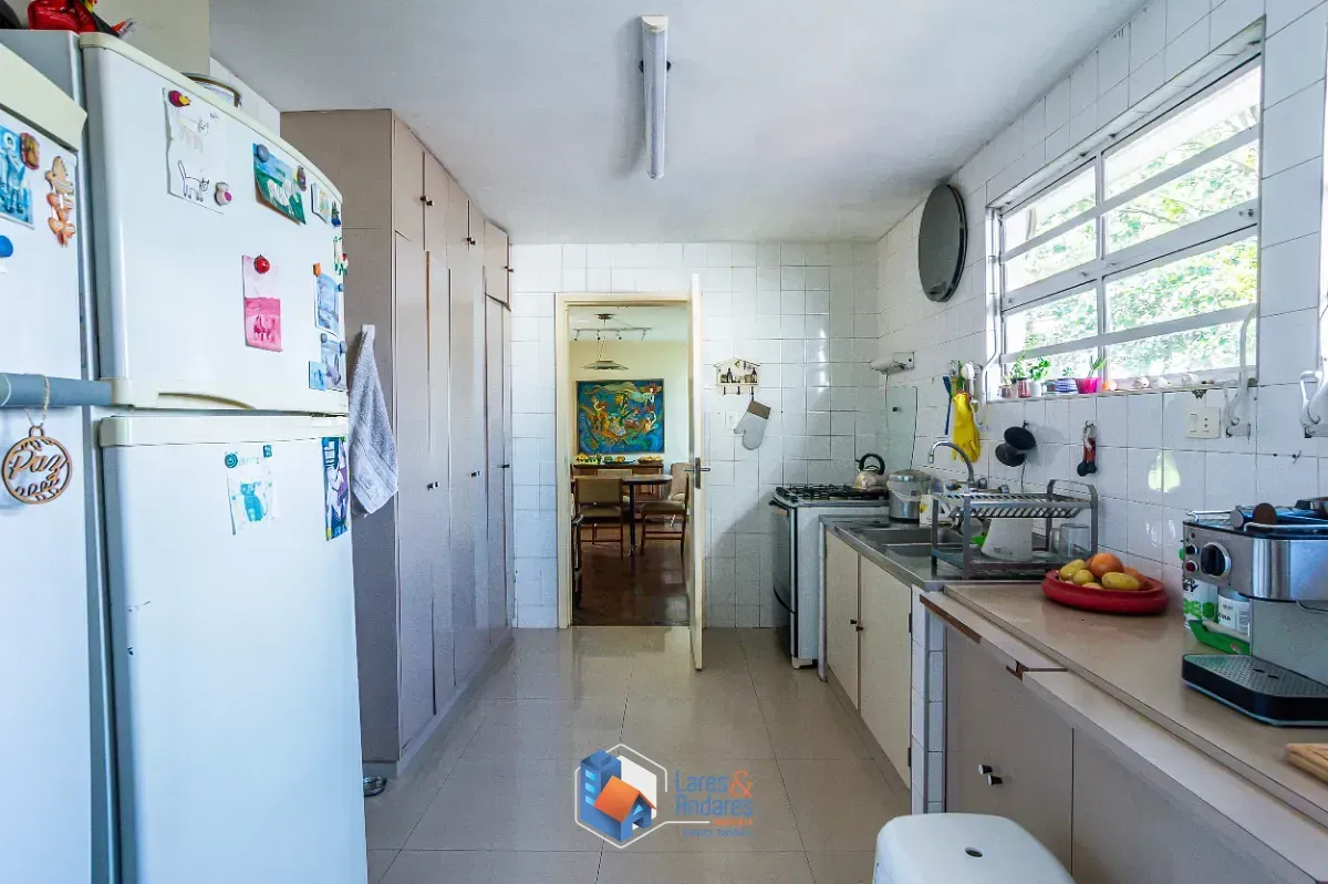 Imagem Casa para venda em Jardim Leonor com 4 quartos, 235m²