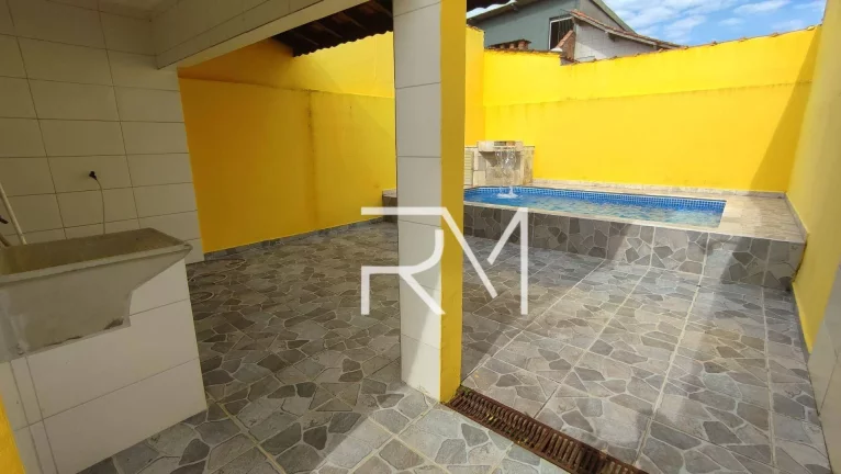 Imagem Casa com 2 dormitórios à venda, 70 m por R$ 340.000,00 - Jardim Praia Grande - Mongaguá/SP