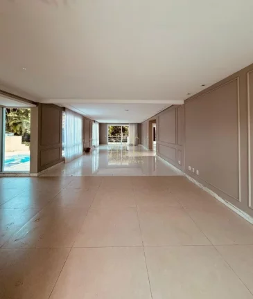 Imagem Casa Alto Padrão à Venda em Alphaville Salvador I ? 4 Suítes | Espaço Gourmet | Piscina | 2 Lotes
