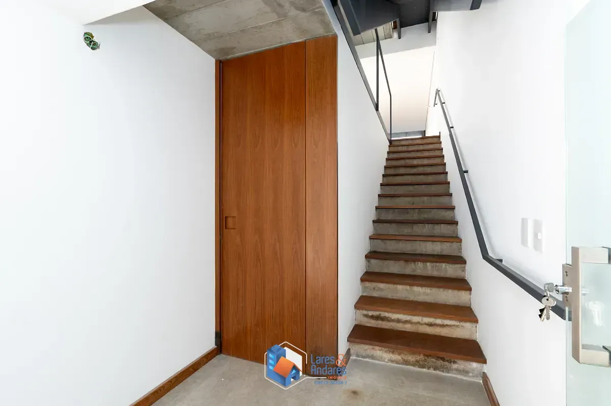 Imagem Casa para venda em Vila Madalena com 3 quartos, sendo 3 suítes, 278m²