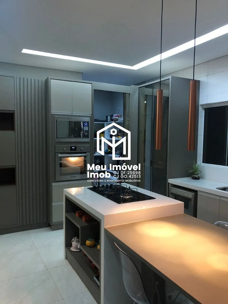 Imagem Casa 4 Quartos 3 Suítes 2 Vagas 285m² Arniqueira