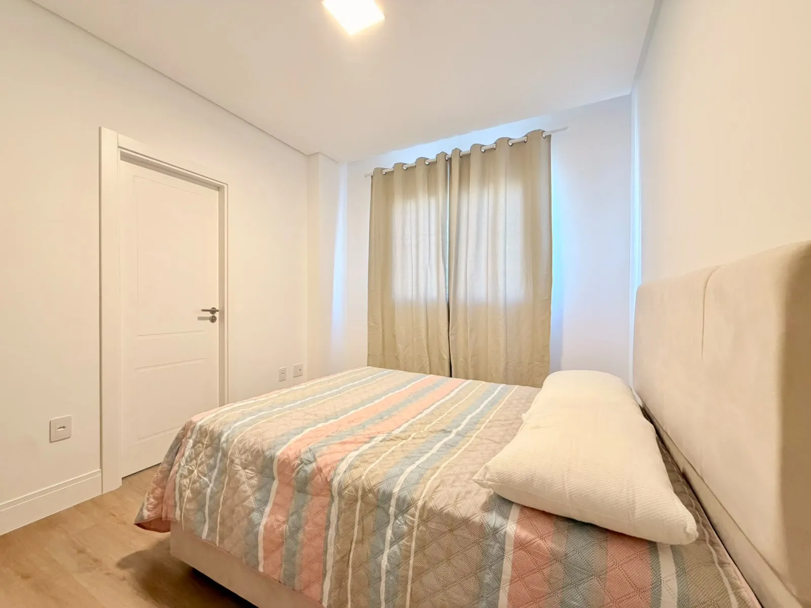 Imagem Apartamento à venda com 160m2 por R$ 3.100.000,00