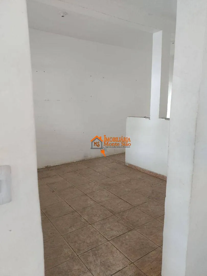 Imagem Casa com 6 dormitórios à venda, 200 m² por R$ 750.000,00 - Parque Continental II - Guarulhos/SP