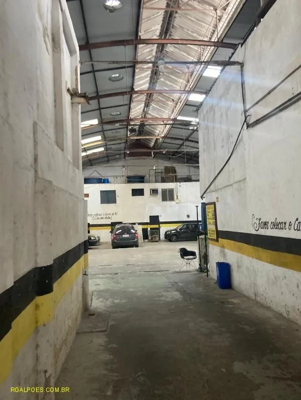 Imagem Galpão para Locação em SÃO JOÃO DE MERITI, Centro, 1 banheiro