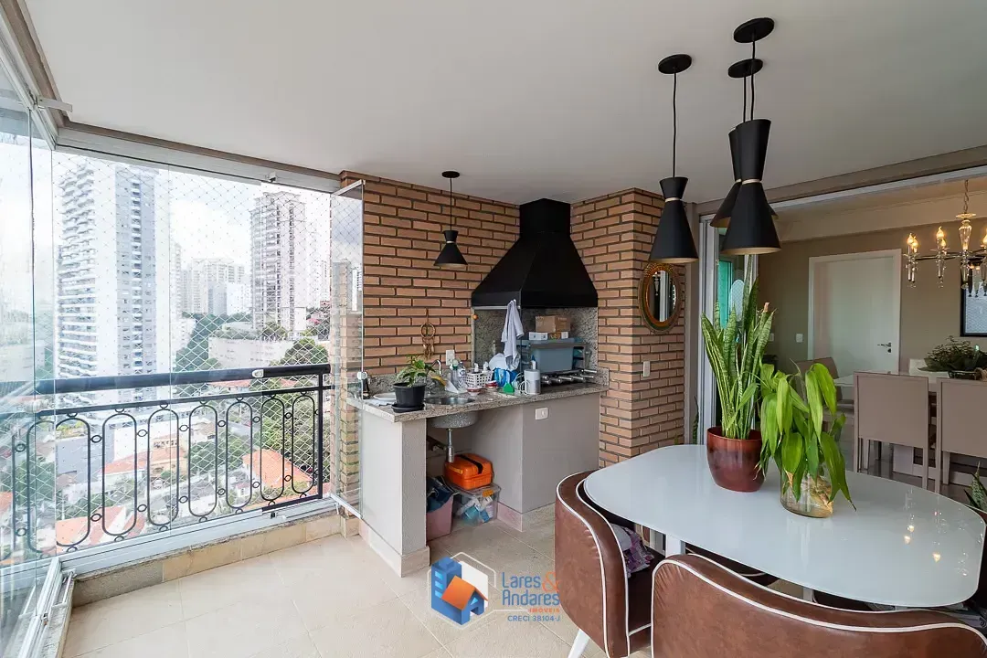 Imagem Apartamento para venda em Aclimação com 4 quartos, sendo 3 suítes, 210m²