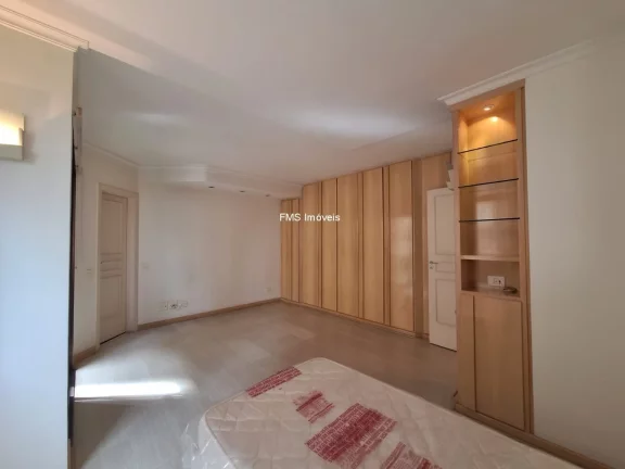 Imagem Apartamento à venda no Brooklin, com 3 Quartos sendo 1 Suíte, 3 Banheiros e 3 Vagas de Garagem.
