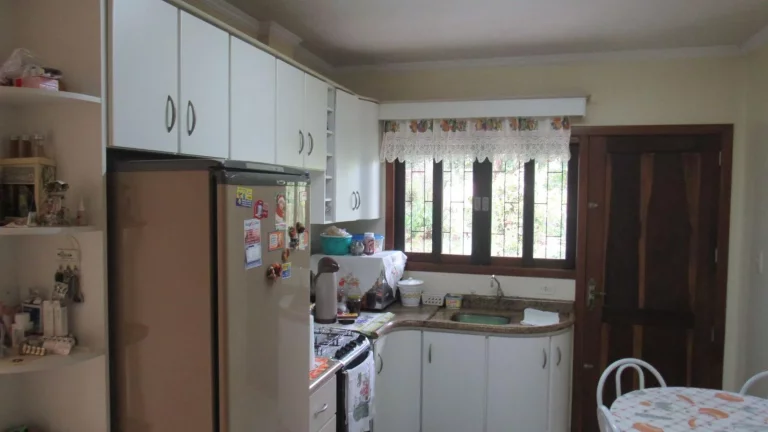 Imagem Casa para Venda em Concórdia, Nazaré, 3 dormitórios, 1 suíte, 1 banheiro