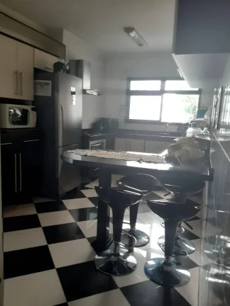 Imagem Apartamento Condomínio Morada das Artes 132 m² 3 Dormitórios e 3 Vagas
