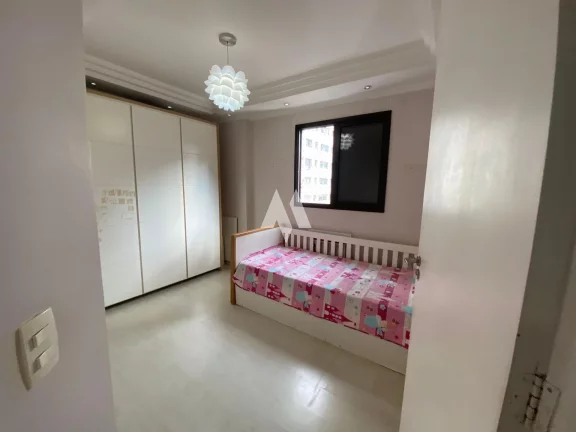 Imagem Apartamento 2 dormitórios, com vaga e lazer no prédio.Quadra da praia do Itararé, São Vicente/SP