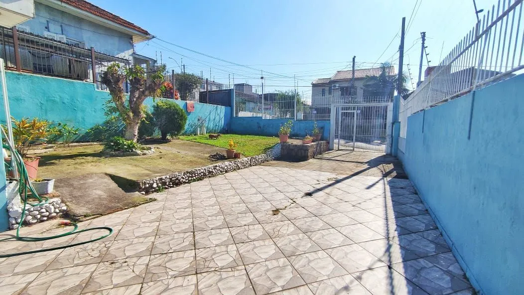 Imagem Casa com 170m², 3 dorm. no bairro Jardim Itu Sabará em Porto Alegre